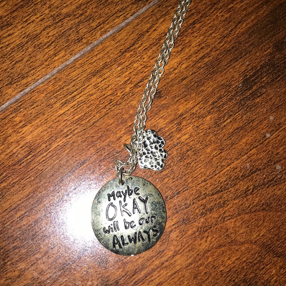 The fault in our stars necklace😁
